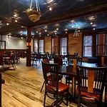 Hotel Crittenden